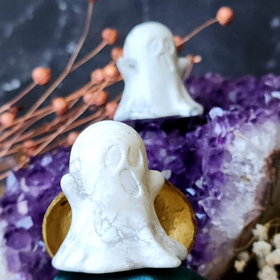 Howlite Ghost